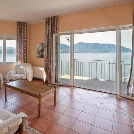 Casa Panoramica By Holiday World * Cannero Riviera